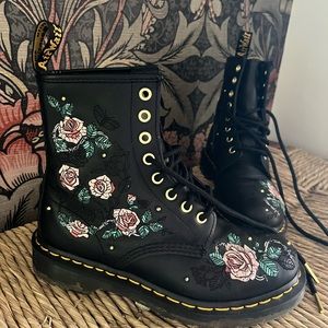 Vintage rose Doc Martin boots! US size 6. Cool embroidery roses and thorns.
